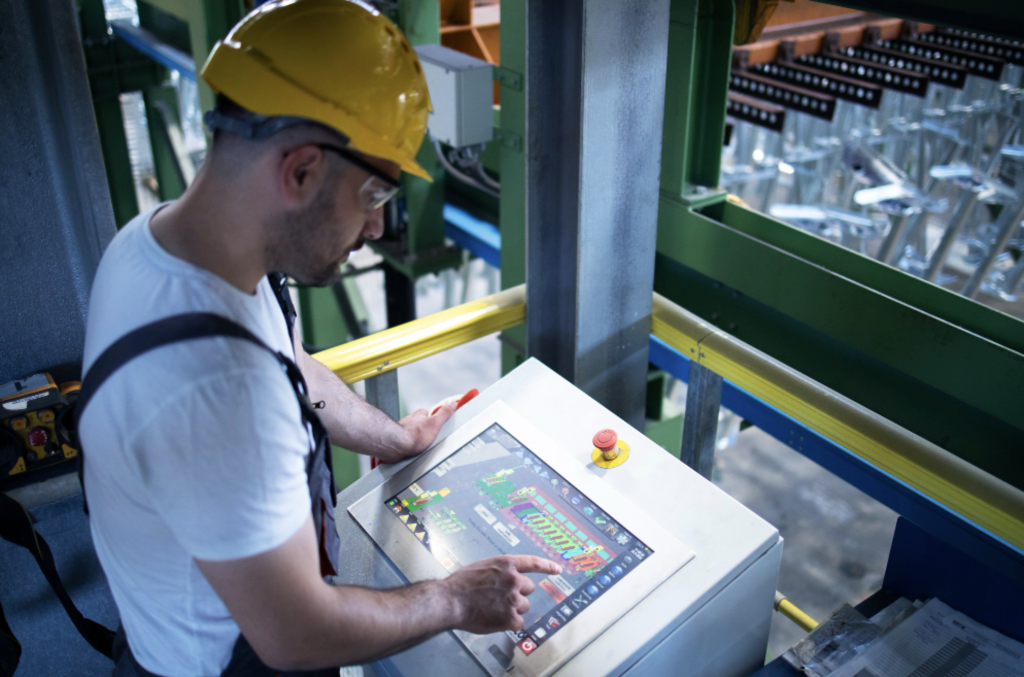 ¿Qué es el control de procesos industriales y por qué es clave para una producción eficiente?